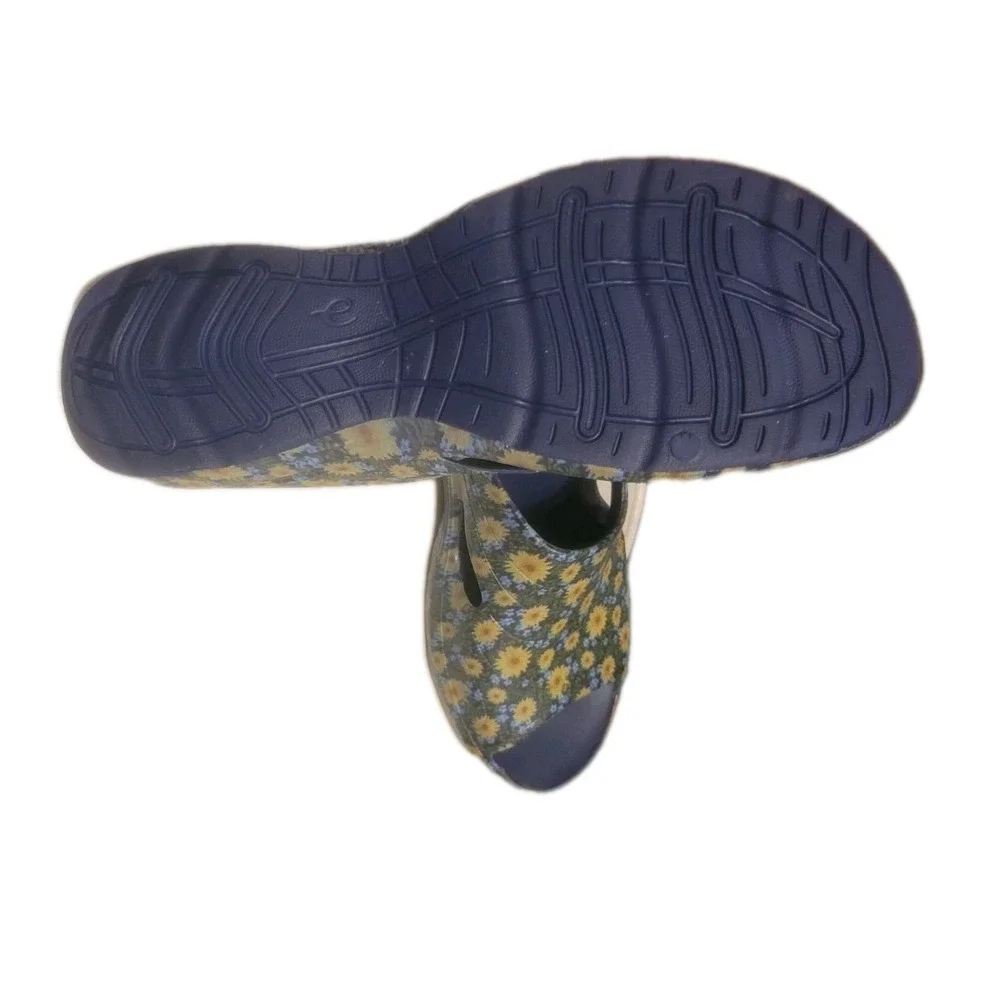 Easy Spirit Setess Sunflower Comfort Shoes Waterproof Rubber Womens Size 11M NEW